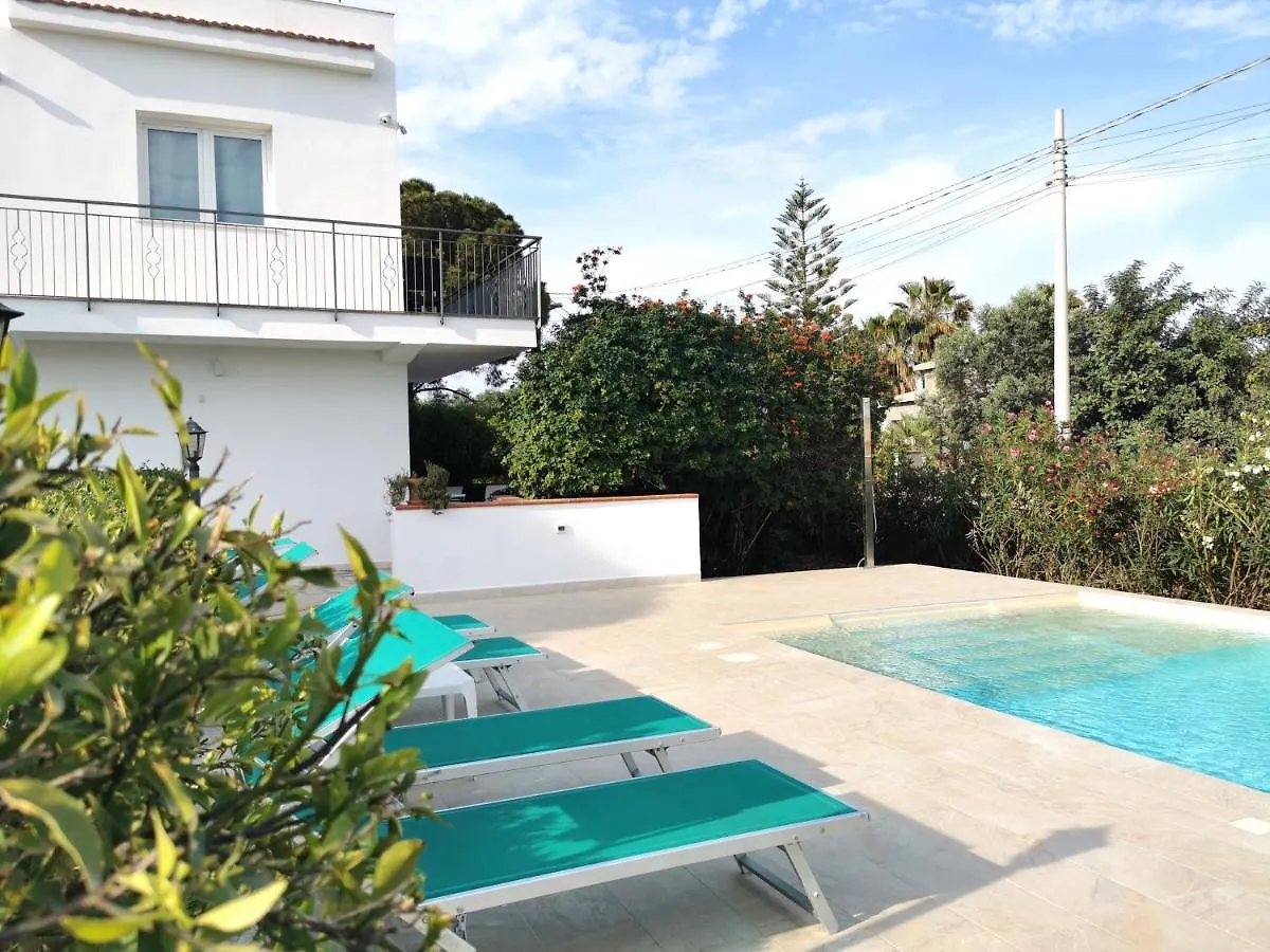 Villa Mar Lido di Noto 0*,  Italy